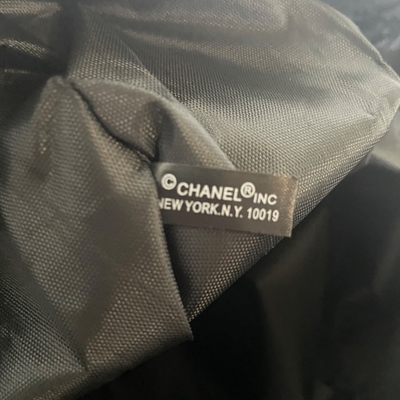 NewChanel Canvas Tote Gold Chain Strap VIP - Picture 7 of 13